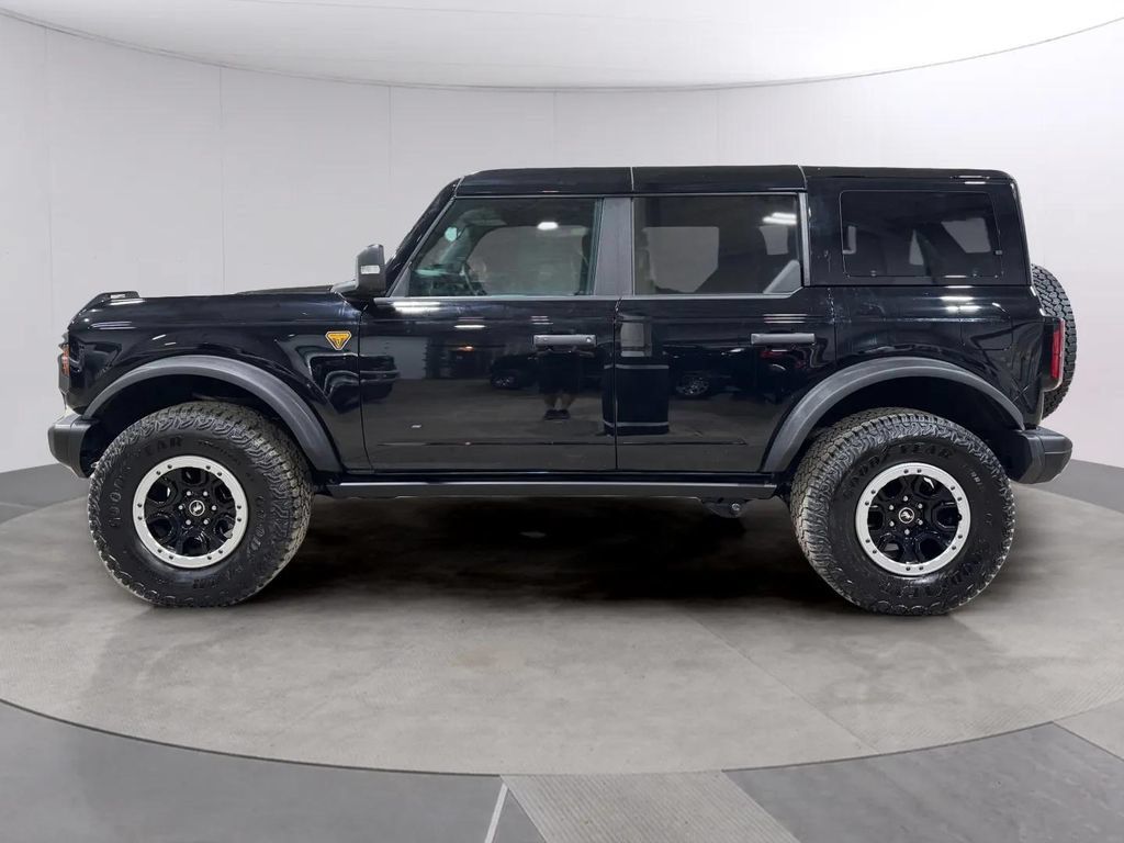 Used 2025 Ford Bronco Badlands AWD/4WD image 6