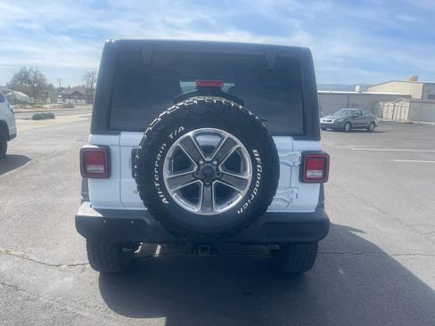 Used 2018 Jeep Wrangler Unlimited Sport S AWD/4WD image 4