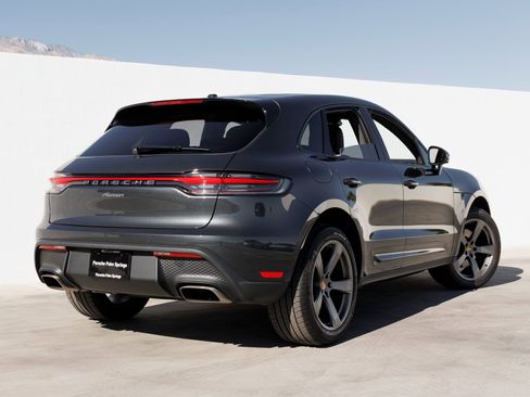 Certified 2025 Porsche Macan image 7