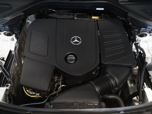 Certified 2026 Mercedes-Benz GLC 300 4MATIC image 27