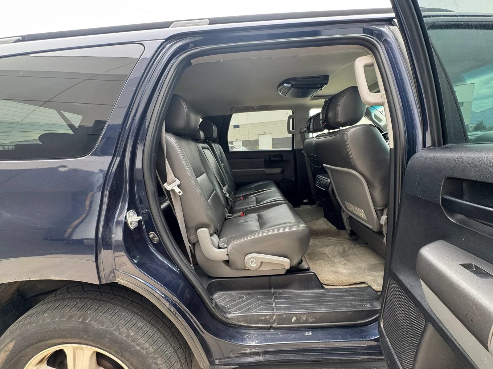 Used 2010 Toyota Sequoia SR5 AWD/4WD image 13