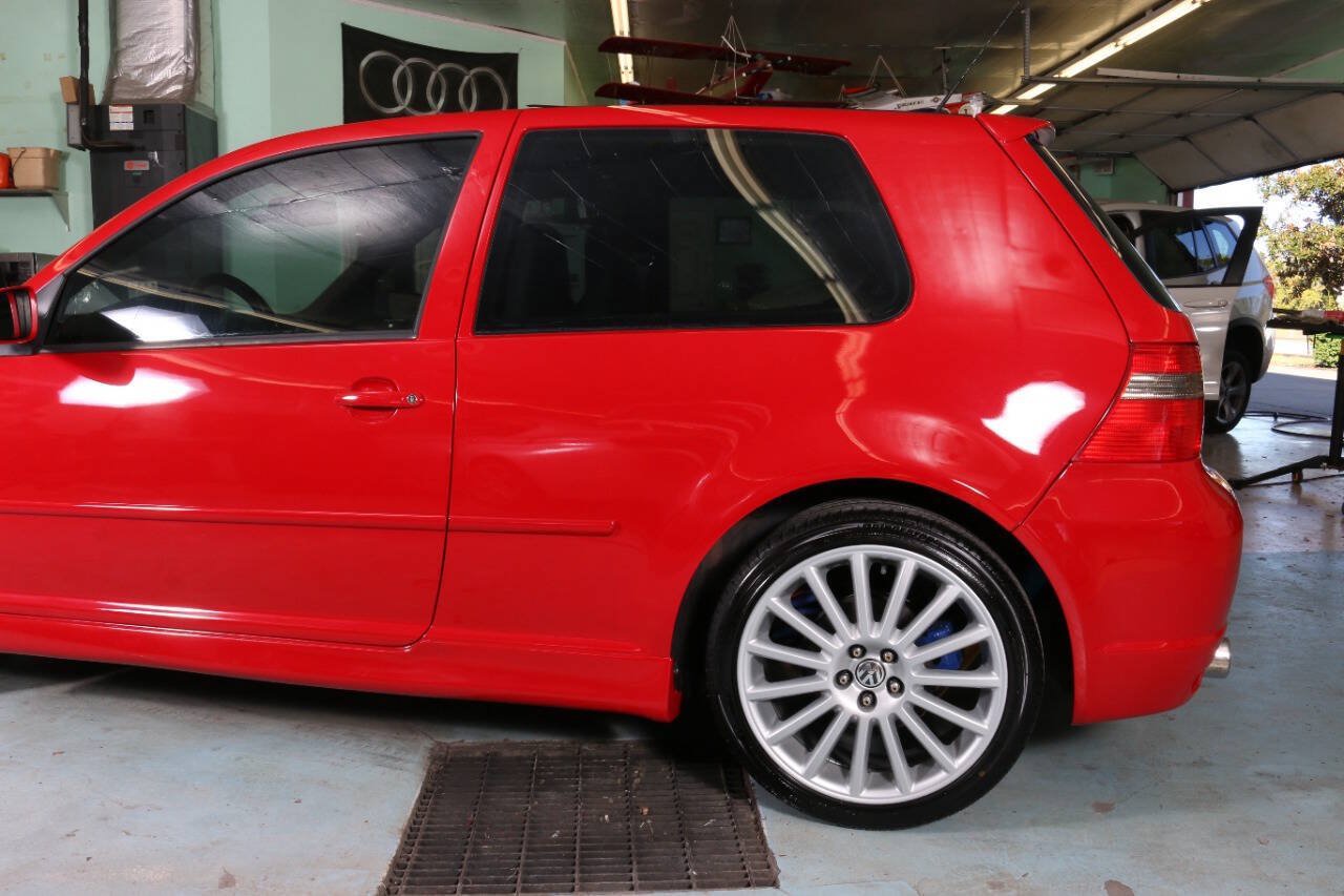 Used 2004 Volkswagen R32 AWD/4WD image 29