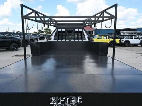 Used 2022 RAM 5500 Tradesman RWD image 15
