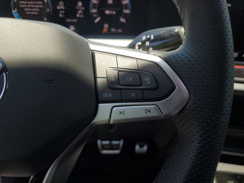 New 2026 Volkswagen Tiguan SE R-Line AWD/4WD image 27