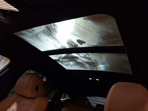 Used 2024 BMW X6 xDrive40i w/ Premium Package image 12