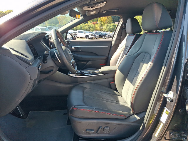 Used 2021 Hyundai Sonata SEL Plus FWD image 2