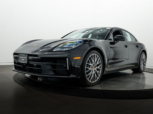 Certified 2026 Porsche Panamera 4 AWD/4WD image 1