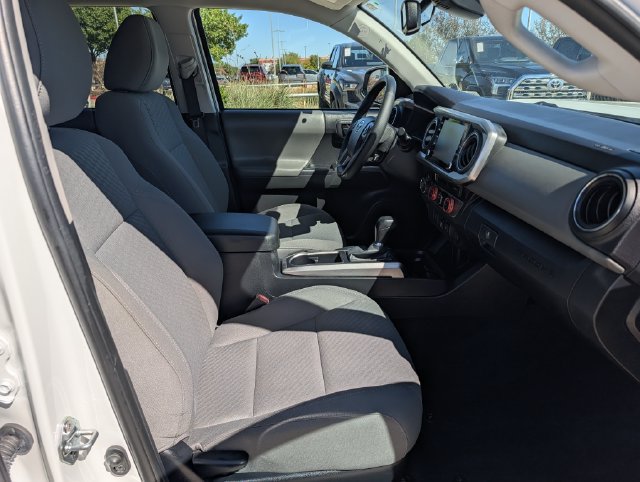 Used 2023 Toyota Tacoma SR5 AWD/4WD image 30