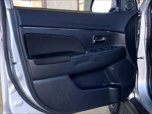 Used 2024 Mitsubishi Outlander Sport ES image 21