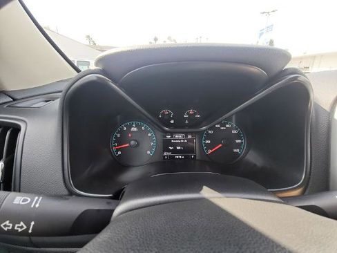 Used 2021 Chevrolet Colorado LT w/ LT Convenience Package image 11