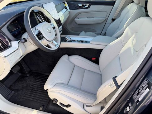 New 2026 Volvo XC60 T8 Ultra w/ Protection Package Premier image 19