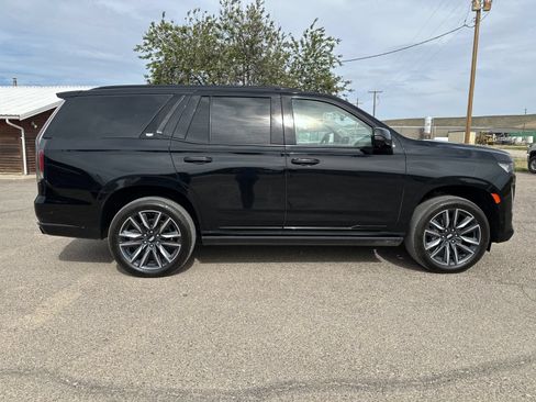 Used 2022 Cadillac Escalade Sport Platinum w/ LPO, Floor Liner Package AWD/4WD image 42