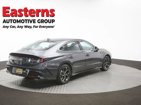 Used 2025 Hyundai Sonata SEL FWD image 41