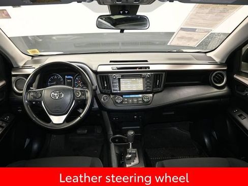 Used 2018 Toyota RAV4 XLE AWD/4WD image 24