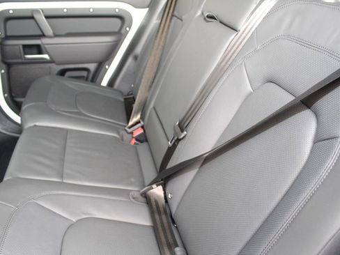 New 2026 Land Rover Defender 110 S image 4