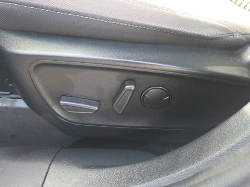 Used 2020 Ford Escape SE AWD/4WD image 25