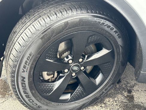 Used 2021 Land Rover Discovery Sport S image 12