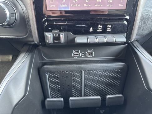 New 2026 RAM 1500 Big Horn AWD/4WD image 24