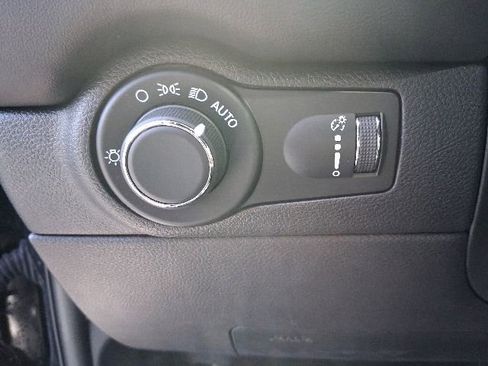 Used 2023 Dodge Durango GT AWD/4WD image 14