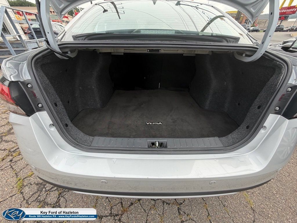 Used 2024 Nissan Versa SV FWD image 24