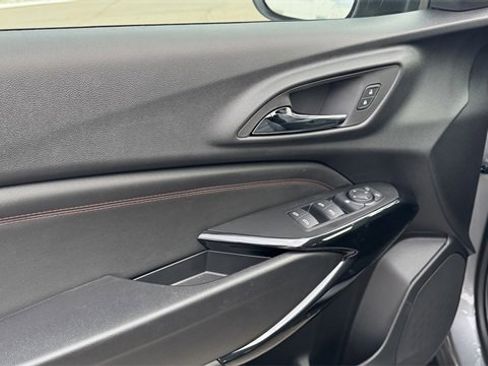 New 2026 Chevrolet Trax RS w/ Driver Confidence Package image 18