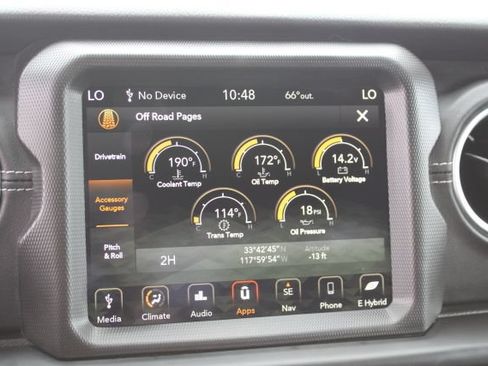 Used 2022 Jeep Wrangler Unlimited Sahara w/ Cold Weather Group AWD/4WD image 27