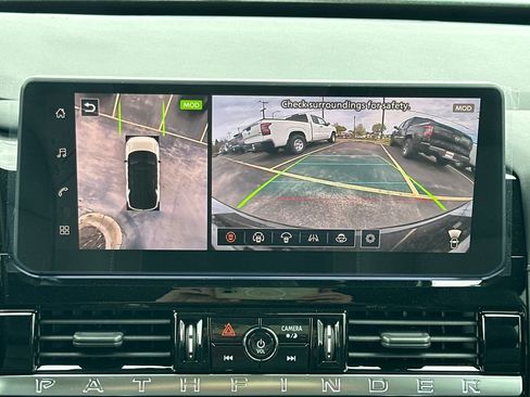 New 2026 Nissan Pathfinder SL AWD/4WD image 30