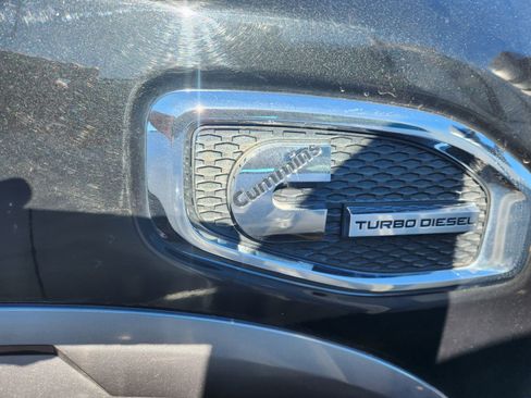 Used 2016 Nissan Titan PRO-4X image 5