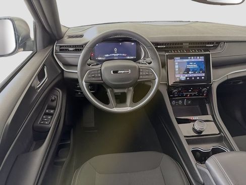 Used 2024 Jeep Grand Cherokee L Laredo w/ Luxury Tech Group I RWD image 26