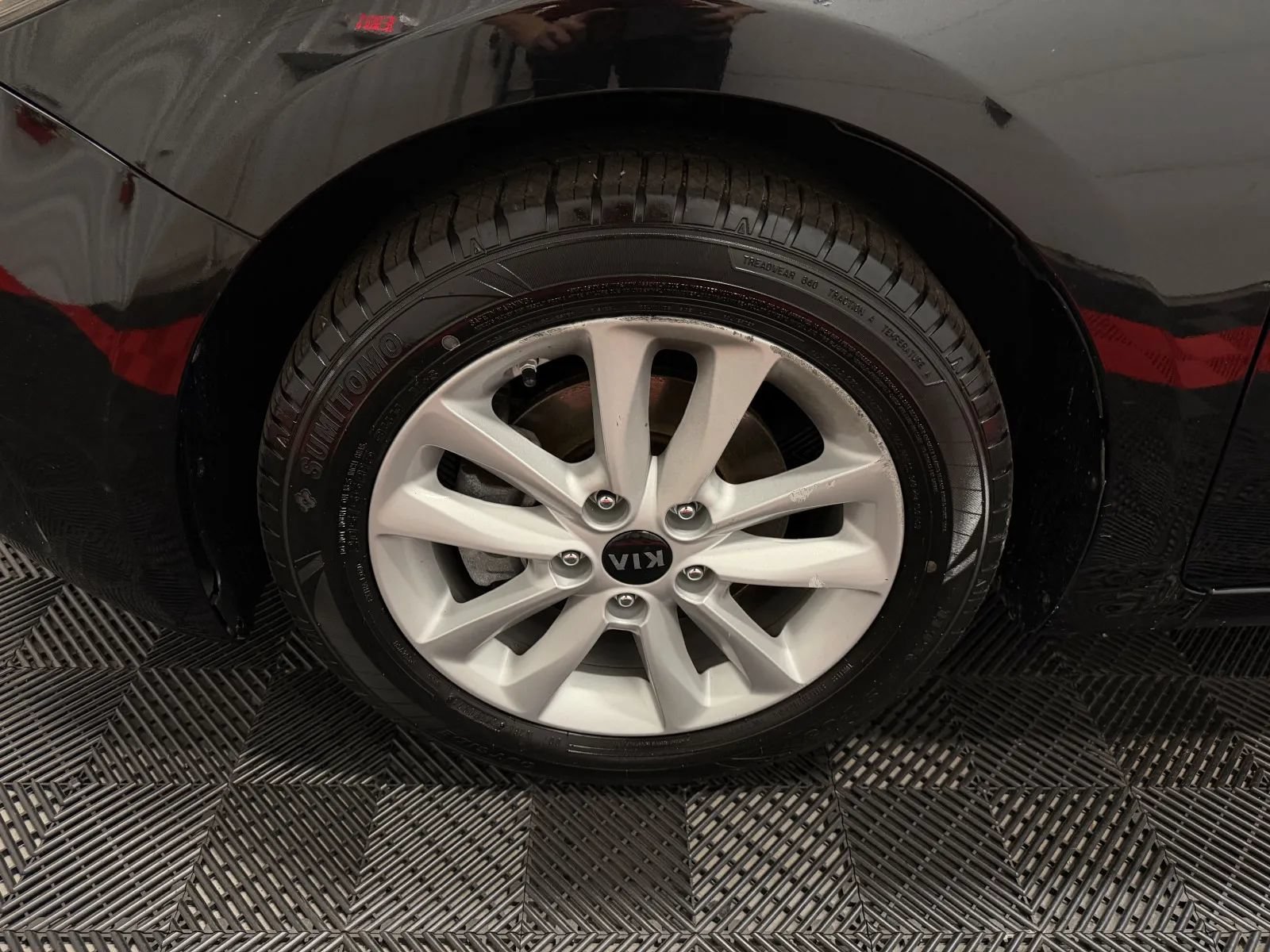 Used 2017 Kia Forte LX w/ LX Popular Plus Package FWD image 11