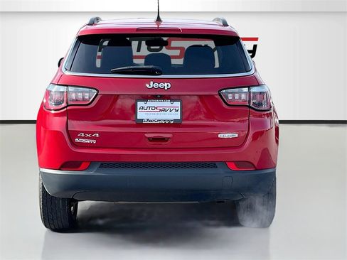 Used 2019 Jeep Compass Latitude image 6