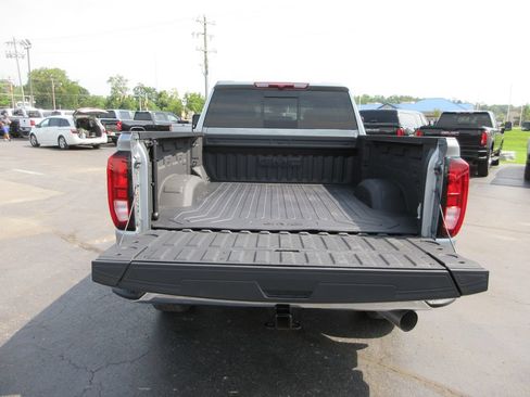 Certified 2024 GMC Sierra 2500 SLE w/ SLE Value Package; AWD/4WD image 8