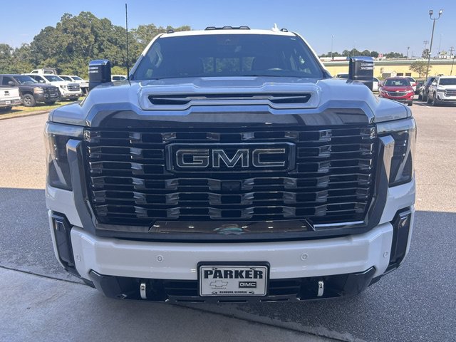 Used 2024 GMC Sierra 2500 Denali Ultimate AWD/4WD image 2