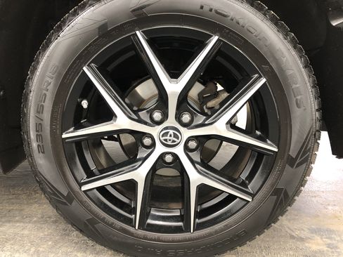 Used 2016 Toyota RAV4 SE image 20