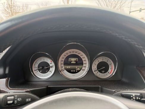 Used 2015 Mercedes-Benz GLK 350 4MATIC image 34