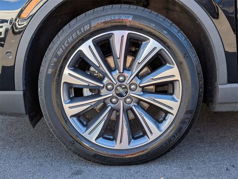 Used 2022 Lincoln Corsair Reserve w/ Equipment Group 201A image 32