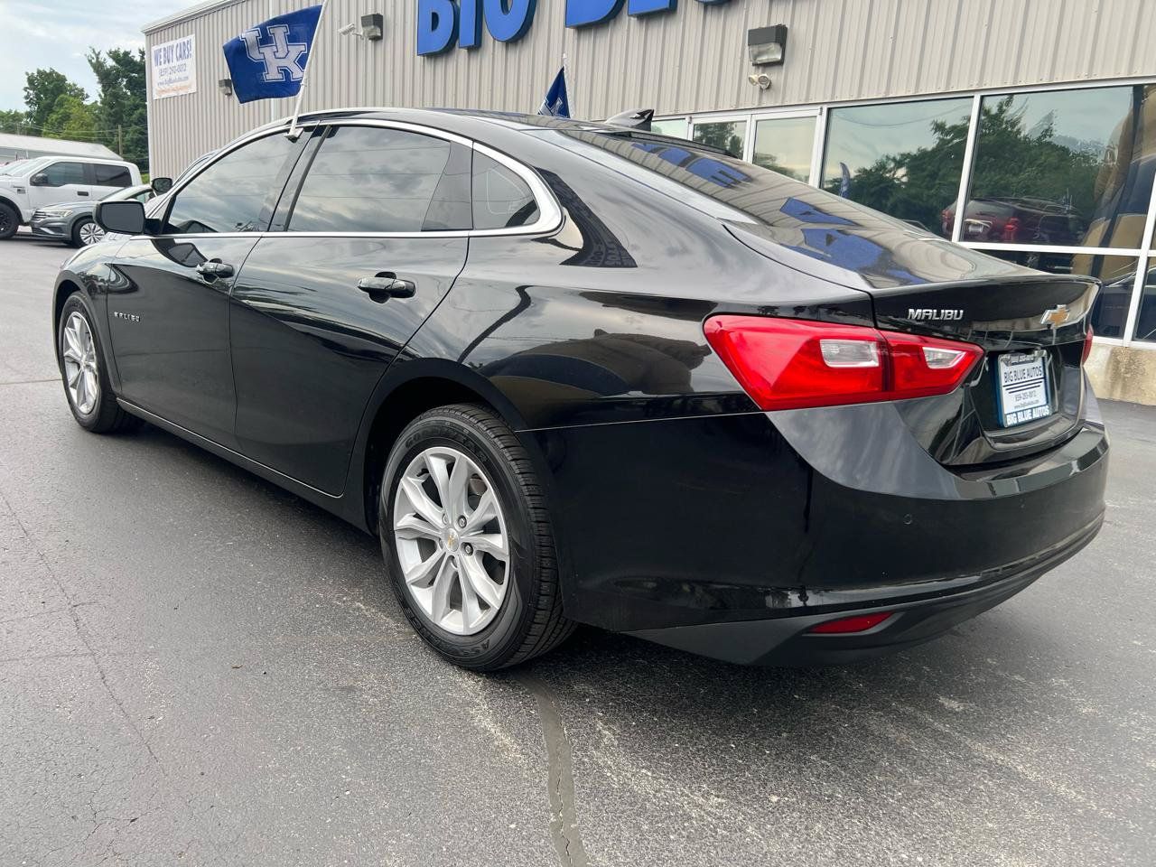 Used 2024 Chevrolet Malibu LT FWD image 3