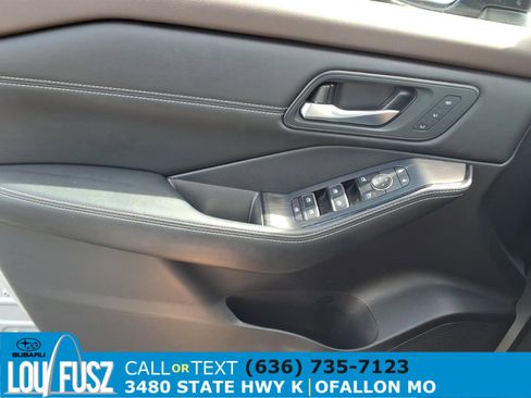 Used 2023 Nissan Rogue SL w/ SL Premium Package image 22