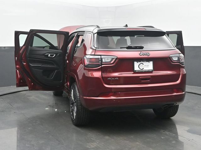 Used 2022 Jeep Compass High Altitude AWD/4WD image 54