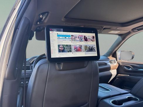 Used 2023 GMC Yukon XL Denali image 35