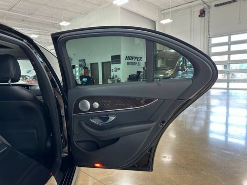 Used 2023 Mercedes-Benz E 350 Sedan image 35