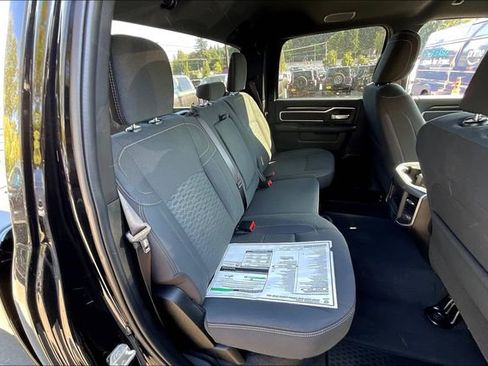 New 2025 RAM 2500 Big Horn AWD/4WD image 23