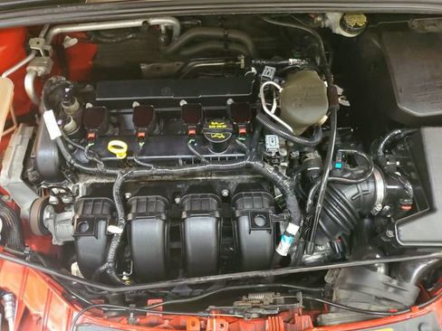 Used 2013 Ford Focus SE FWD image 24