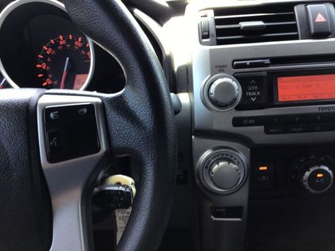 Used 2012 Toyota 4Runner SR5 RWD image 28