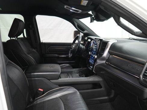 Used 2019 RAM 3500 Limited image 30