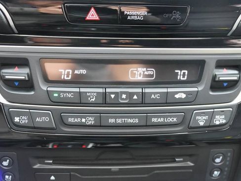 Used 2022 Honda Pilot Elite image 31