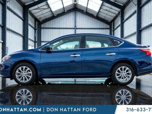 Used 2017 Nissan Sentra S w/ S Style Package image 2