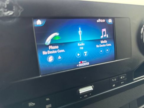 Used 2024 Mercedes-Benz Sprinter 2500 image 54