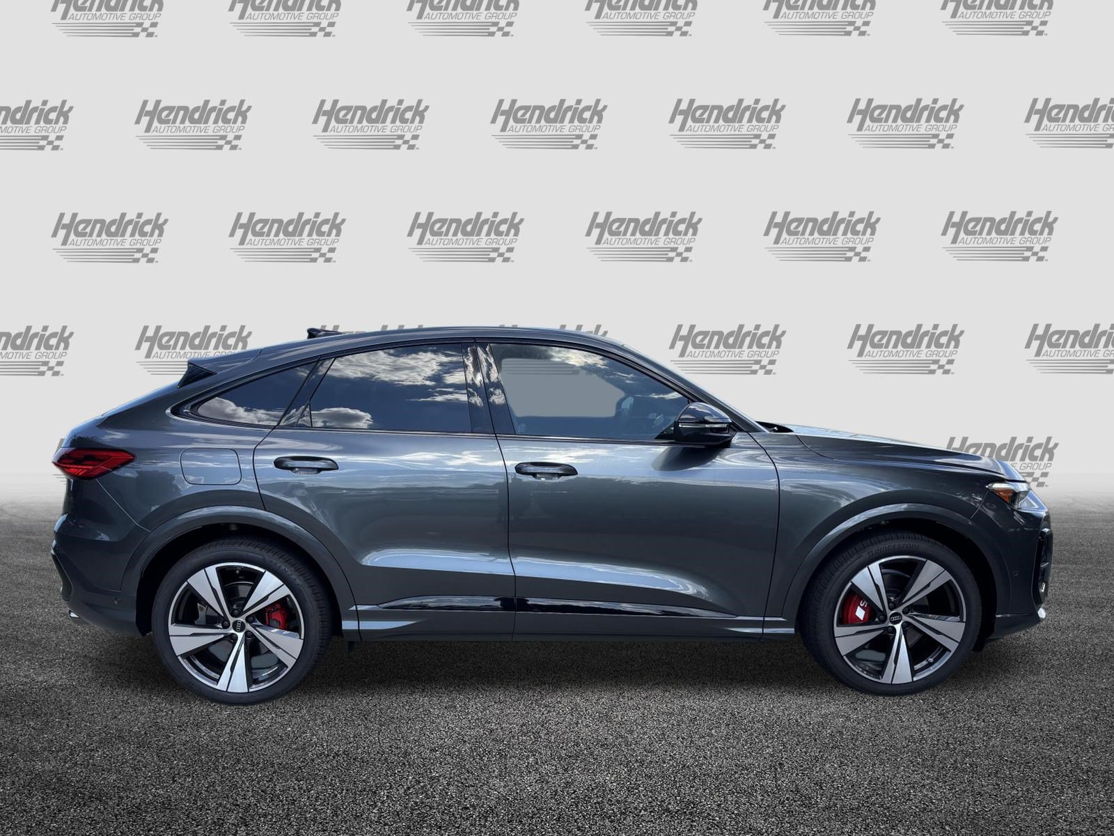 Certified 2026 Audi SQ5 Premium Plus AWD/4WD image 11