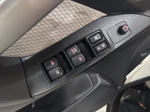 Used 2018 Subaru Forester 2.5i image 13